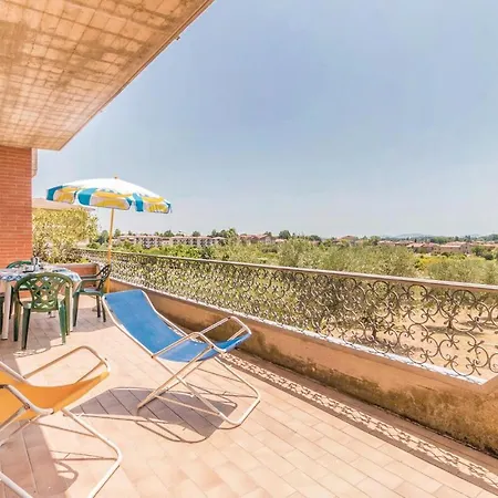 Appartement Stunning In W/ Outdoor Swimming Pool&2 Bedrooms Tuoro sul Trasimeno